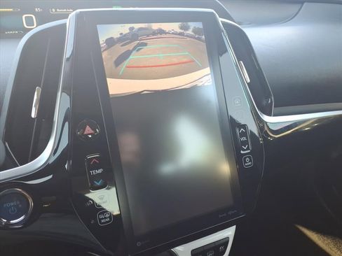 Used 2019 Toyota Prius Prime Premium image 28