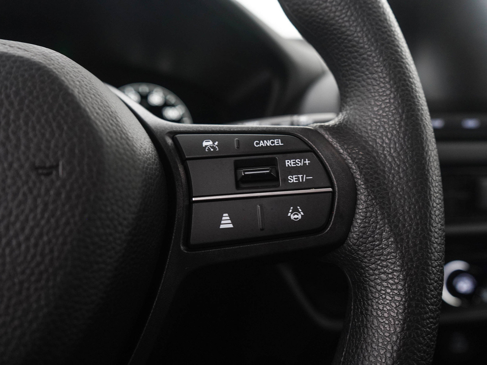 Used 2024 Honda HR-V LX image 24