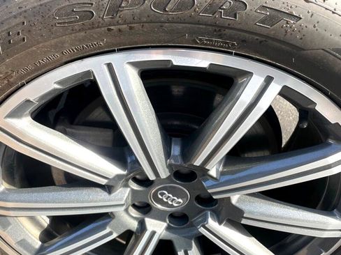 Used 2017 Audi Q7 3.0T Premium Plus w/ Premium Plus Package image 22