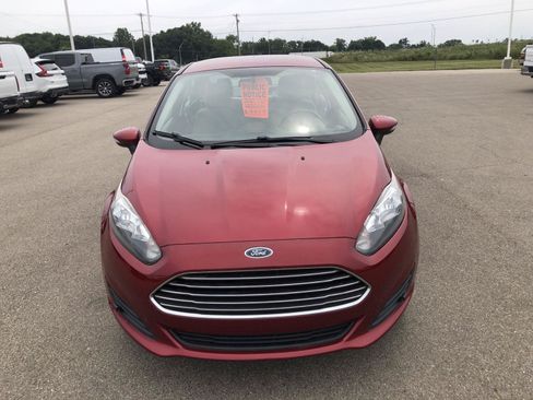 Used 2015 Ford Fiesta SE FWD image 9