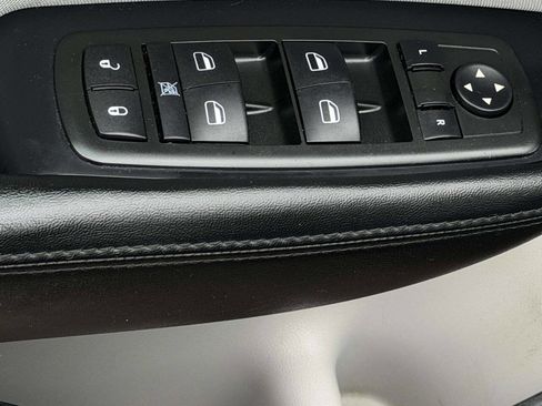 Used 2015 Dodge Dart SXT w/ Sun/Sound Group image 11