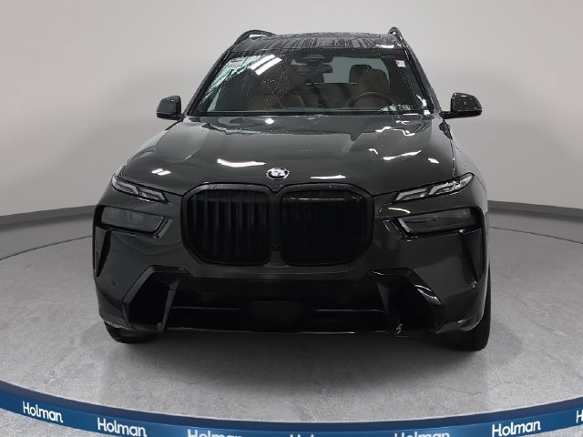 Certified 2025 BMW X7 xDrive40i w/ M Sport Package AWD/4WD image 2