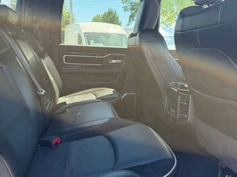 Used 2020 RAM 2500 Laramie w/ Night Edition AWD/4WD image 11