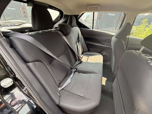 Used 2023 Nissan Kicks S FWD image 11