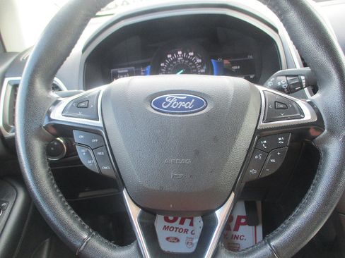 Used 2024 Ford Edge SEL AWD/4WD image 10