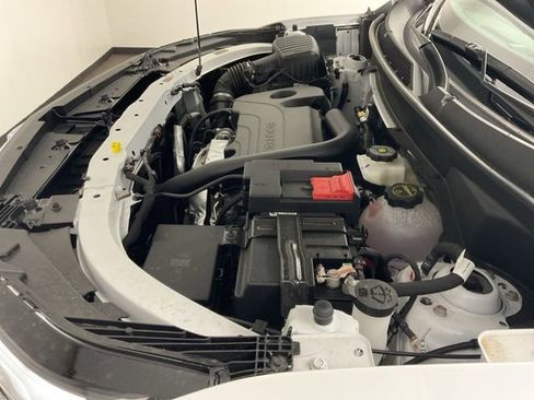 New 2026 Chevrolet Equinox LT w/ LPO, Floor Liner Package FWD image 18