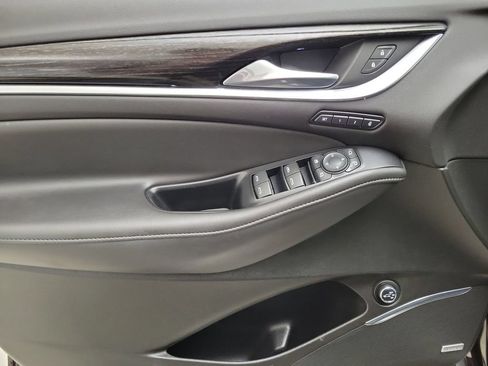 Certified 2021 Buick Enclave Avenir w/ Avenir Technology Package AWD/4WD image 21