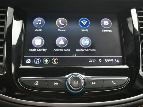 Used 2020 Chevrolet Trax LT w/ LT Convenience Package image 20