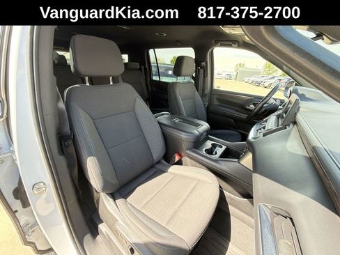 Used 2022 Chevrolet Suburban LS w/ Driver Alert Package RWD image 29