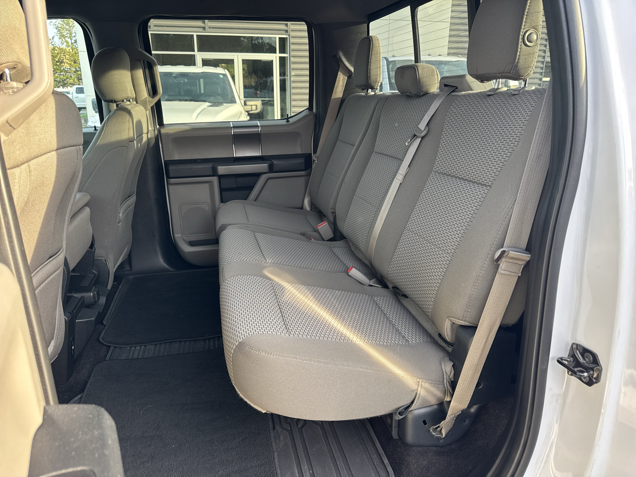 Used 2019 Ford F150 XLT w/ Equipment Group 302A Luxury AWD/4WD image 11