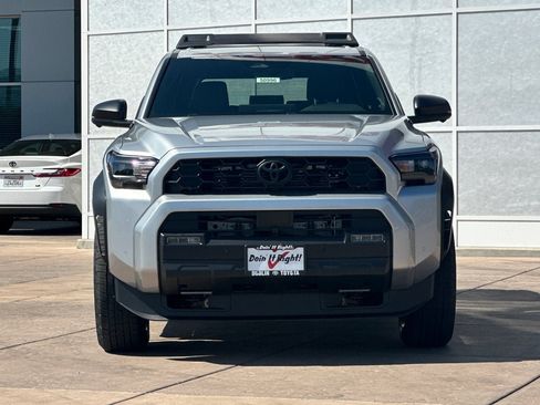 New 2026 Toyota 4Runner TRD Off-Road Premium AWD/4WD image 10