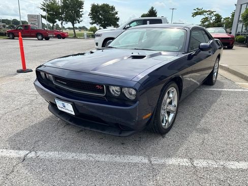 Used 2013 Dodge Challenger SXT w/ Super Sport Group RWD image 12