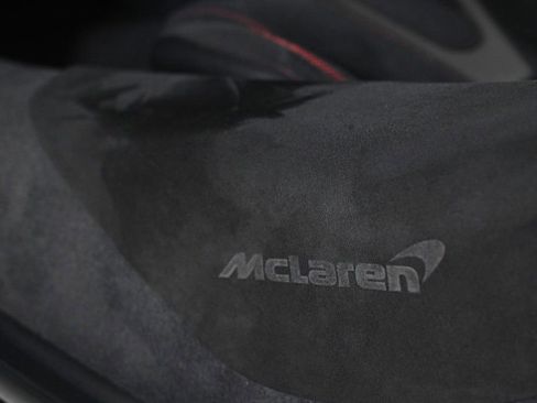Used 2024 McLaren 750S Spider image 19