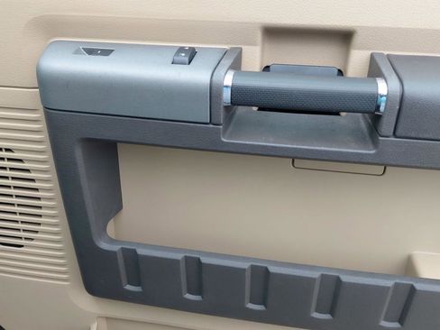 Used 2012 Ford F250 Lariat w/ Chrome Pkg AWD/4WD image 14