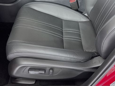 Certified 2024 Honda HR-V EX-L image 18