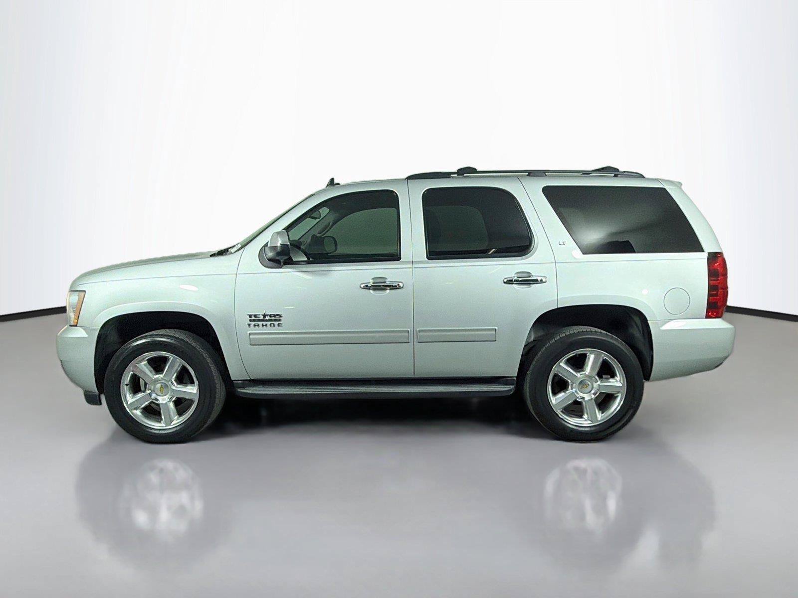 Used 2013 Chevrolet Tahoe LT w/ Texas Edition RWD image 8