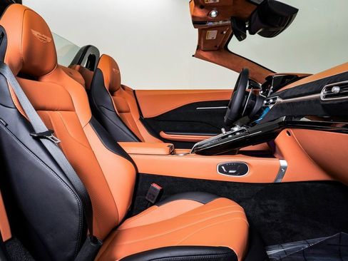 New 2026 Aston Martin V8 Vantage Roadster image 20