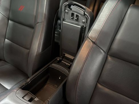 Used 2023 Dodge Durango GT RWD image 36