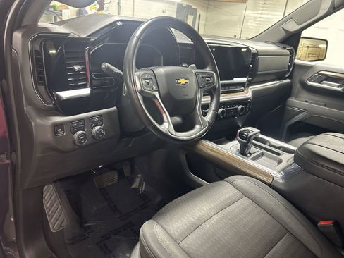 Certified 2023 Chevrolet Silverado 1500 LT w/ Z71 Off-Road Package image 11