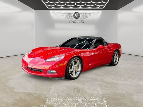Used 2005 Chevrolet Corvette Convertible w/ Preferred Equipment Group RWD image 1