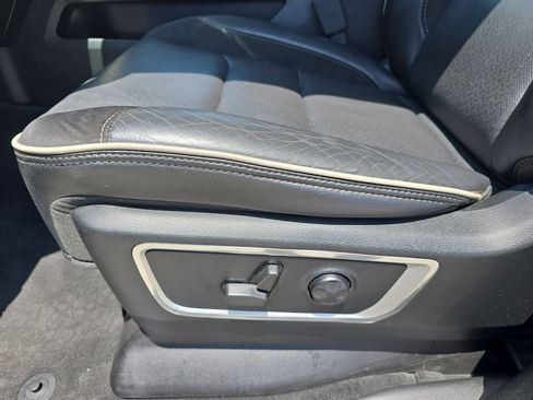 Used 2021 RAM 1500 Laramie AWD/4WD image 28