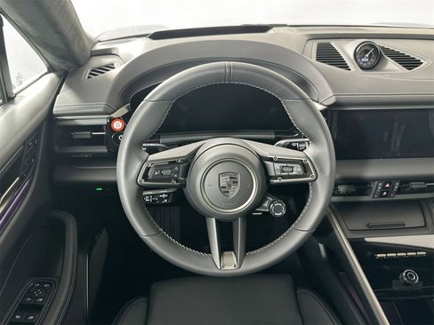 Certified 2025 Porsche Macan Turbo Electric image 18