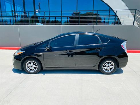 Used 2010 Toyota Prius FWD image 4