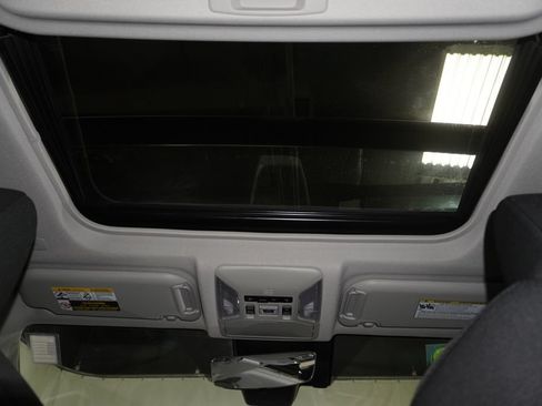 Used 2023 Toyota RAV4 XLE w/ Convenience Package AWD/4WD image 17