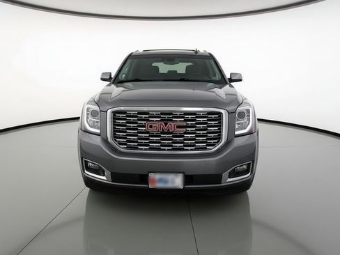 Certified 2018 GMC Yukon Denali w/ Denali Ultimate Package image 2