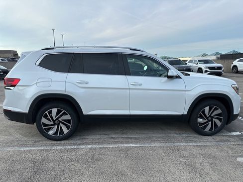 New 2024 Volkswagen Atlas SEL image 12