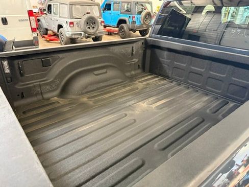 Certified 2025 RAM 2500 Big Horn AWD/4WD image 21