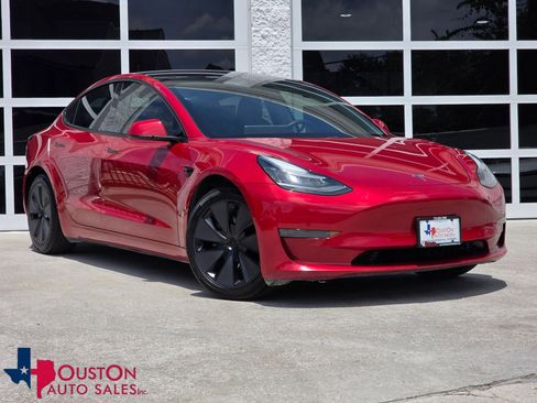 Used 2021 Tesla Model 3 Standard Range RWD image 1