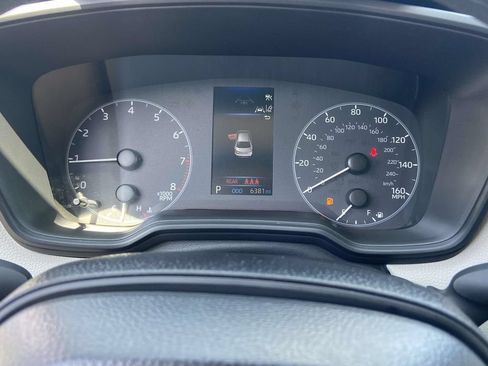 Used 2025 Toyota Corolla LE FWD image 35