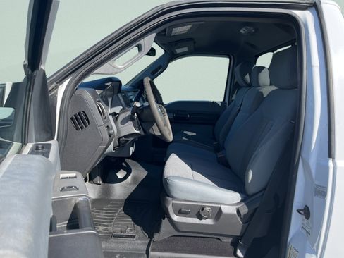 Used 2015 Ford F350 XLT AWD/4WD image 11