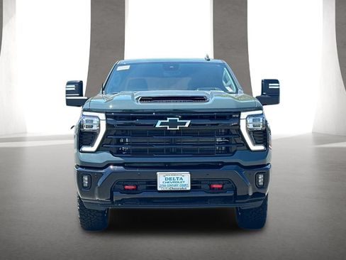 New 2026 Chevrolet Silverado 2500 LTZ w/ Trail Boss Package AWD/4WD image 9
