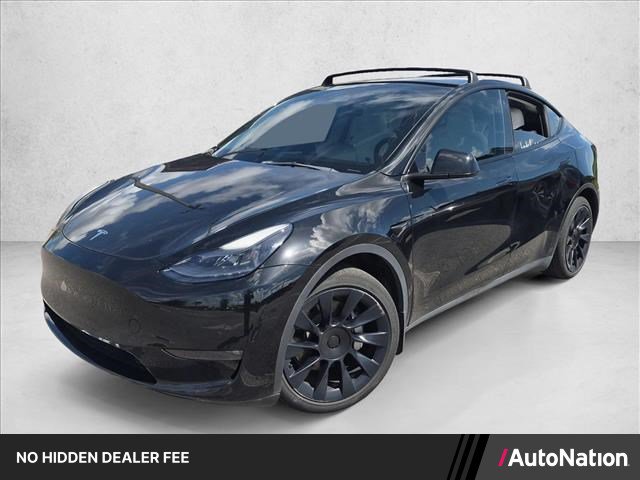 Used 2023 Tesla Model Y Long Range AWD/4WD image 1
