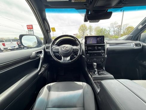 Used 2023 Lexus GX 460 Premium w/ Premium Package AWD/4WD image 26