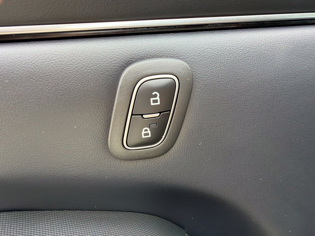 Used 2024 Ford Mustang Mach-E Select AWD/4WD image 28