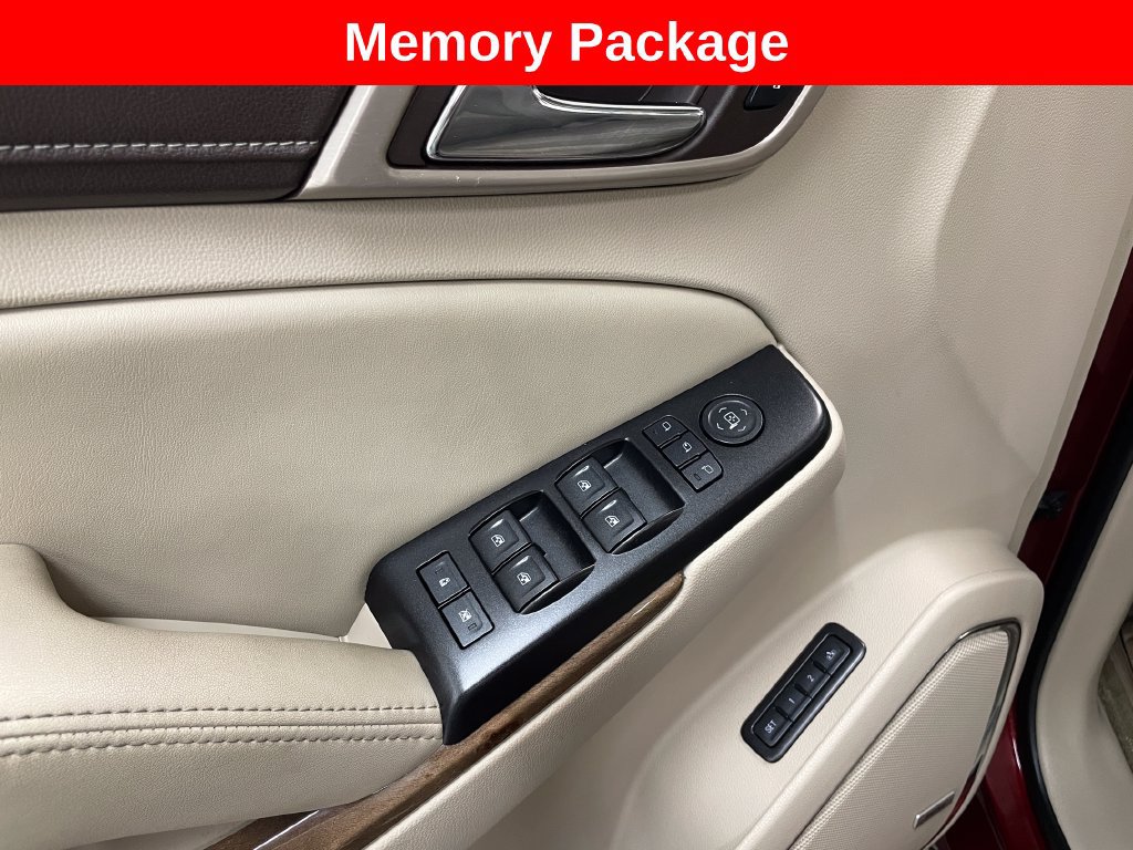 Used 2016 GMC Yukon XL Denali w/ Open Road Package AWD/4WD image 12