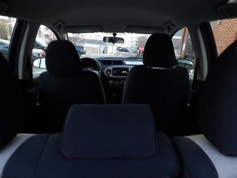 Used 2012 Toyota Yaris LE image 13