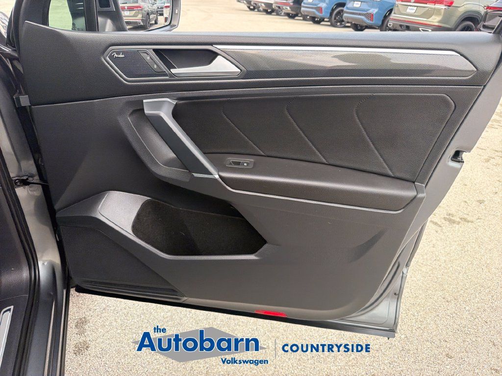 Used 2020 Volkswagen Tiguan SEL Premium R-Line AWD/4WD image 27