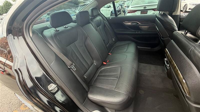 Used 2020 BMW 740i xDrive w/ Cold Weather Package AWD/4WD image 13