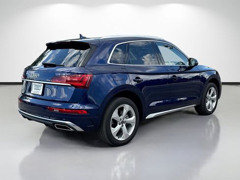 Used 2023 Audi Q5 2.0T Premium Plus w/ Premium Plus Package AWD/4WD image 3