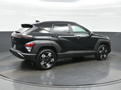 Used 2025 Hyundai Kona SEL AWD/4WD image 6