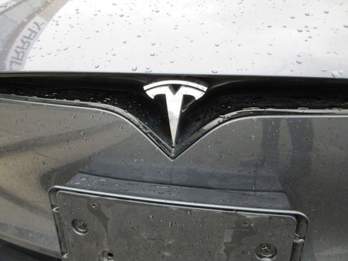 Used 2023 Tesla Model S Plaid image 15