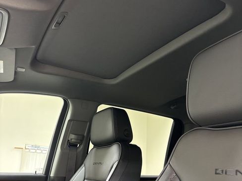 New 2026 GMC Sierra 2500 Denali w/ Denali Reserve Package image 16