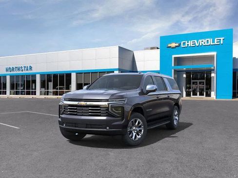 New 2025 Chevrolet Suburban Premier image 8