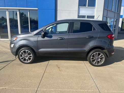 Used 2022 Ford EcoSport Titanium image 2