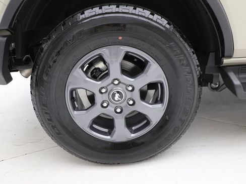 Used 2025 Ford Bronco Big Bend image 9