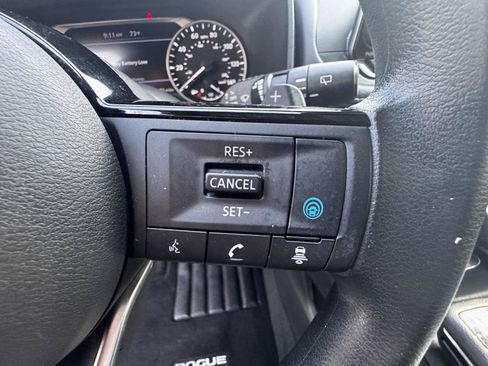 Used 2023 Nissan Rogue SV AWD/4WD image 22